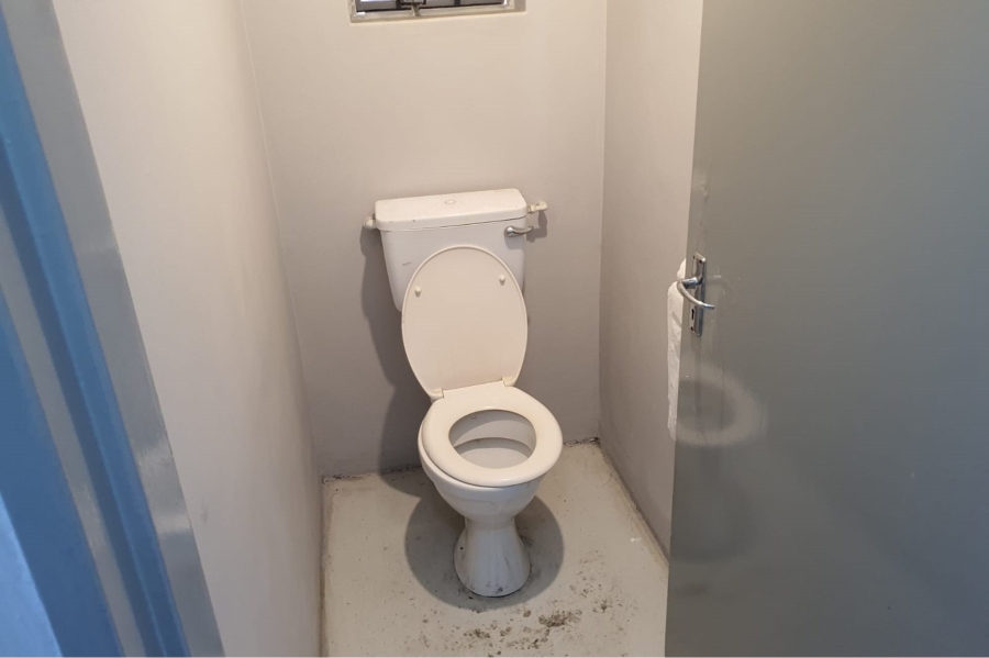 To Let commercial Property for Rent in Sidwell Eastern Cape